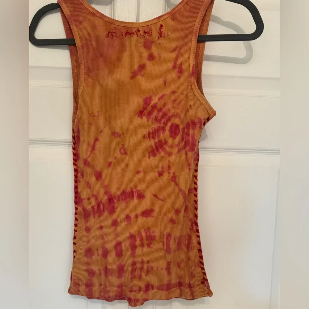 Tiedye Tank with embroidered heart design - Picture 4 of 4